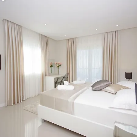 Villa Olive Hill